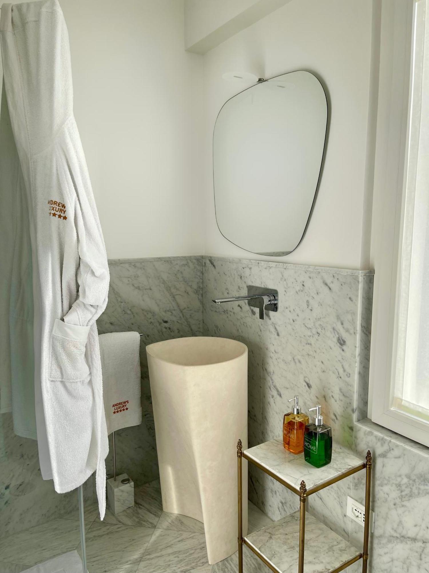Andrews Luxury Apartment La Spezia Esterno foto